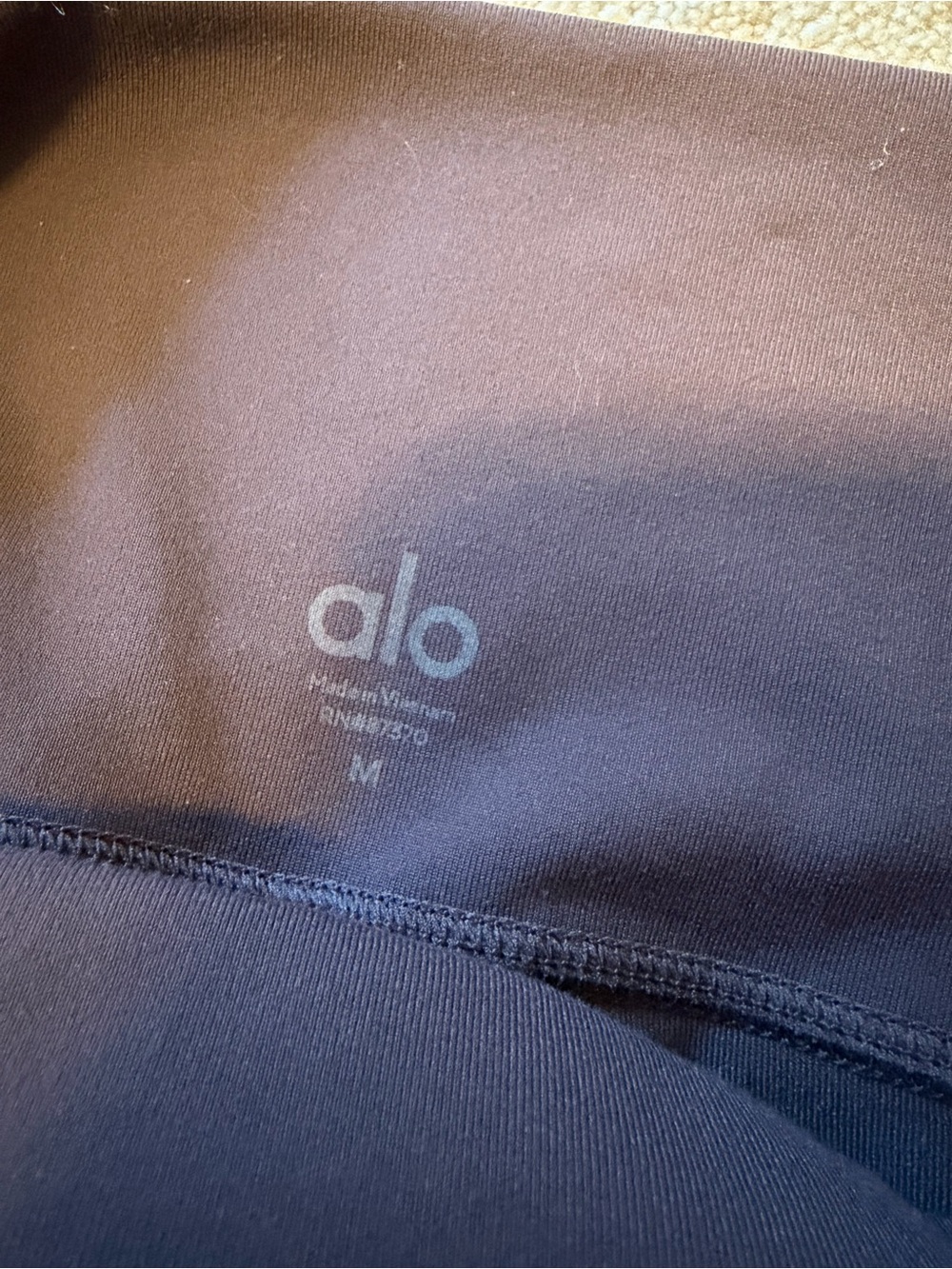 ALO Yoga Women's Black High-Rise Bike Shorts - Picture 3 of 3